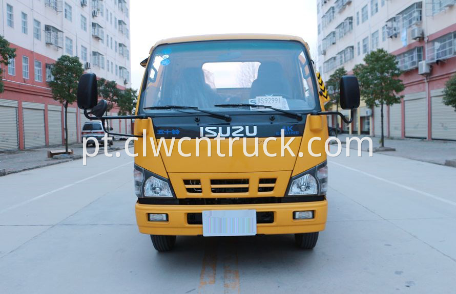 ISUZU road wrecker 2